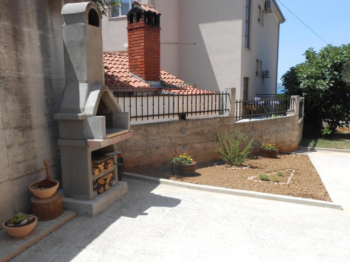 Apartments With A Parking Space Okrug Gornji, Ciovo - 13859 Trogir Eksteriør bilde